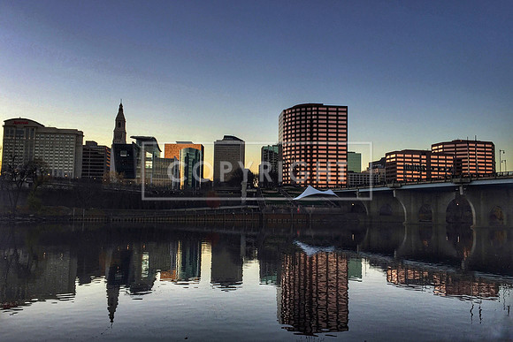 122. Hartford from River View